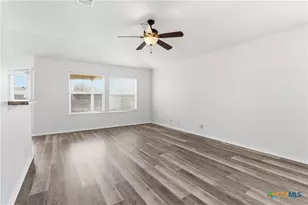 2423 Dimmitt Dr, New Braunfels, TX 78130 - Photo 16