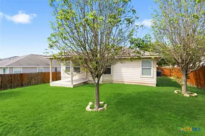 2423 Dimmitt Drive, New Braunfels, TX 78130 - Photo 4
