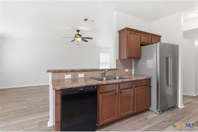 2423 Dimmitt Drive, New Braunfels, TX 78130 - Photo 12