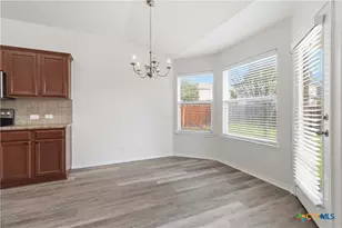 2423 Dimmitt Dr, New Braunfels, TX 78130 - Photo 14