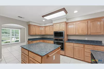 225 Deerslayer Drive, Seguin, TX 78155 - Photo 14