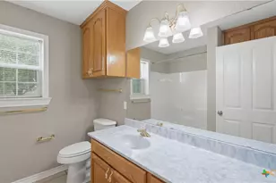 225 Deer Slayer Dr, Seguin, TX 78155 - Photo 28