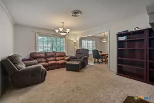 1706 College Dr, Victoria, TX 77901 - Photo 6