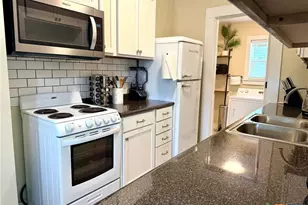 818 S 6th St, Temple, TX 76504 - Photo 10