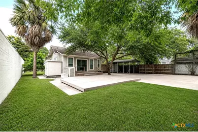 405 W Power Avenue, Victoria, TX 77901 - Photo 18