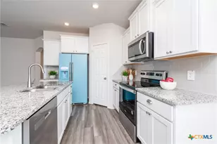 2353 Aylesbury Dr, Copperas Cove, TX 76522 - Photo 8