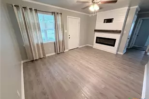 2207 Tyler St, Killeen, TX 76541 - Photo 2