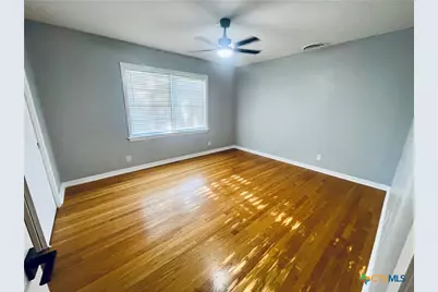 409 Yupon Avenue, Victoria, TX 77901 - Photo 16