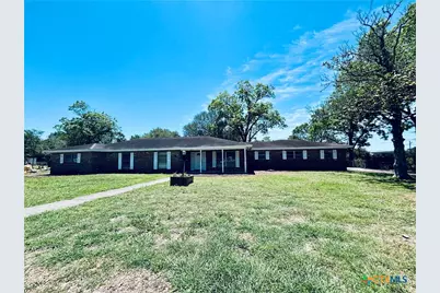 409 Yupon Avenue, Victoria, TX 77901 - Photo 1