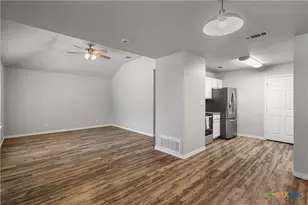 820 N 14th St, Temple, TX 76501 - Photo 6