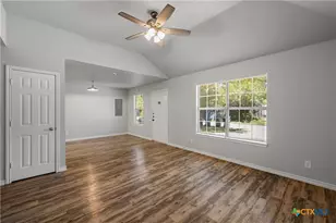 820 N 14th St, Temple, TX 76501 - Photo 4