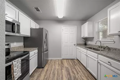 820 N 14th Street, Temple, TX 76501 - Photo 10