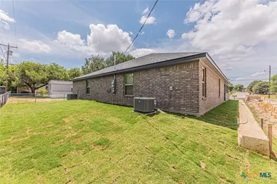 423 E Beeline Ln Lane, Harker Heights, TX 76548 - Photo 6