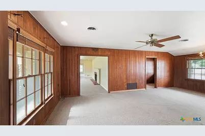 700 Park Street, Gatesville, TX 76528 - Photo 12