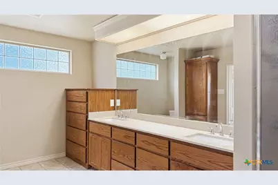 700 Park Street, Gatesville, TX 76528 - Photo 32