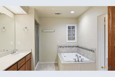 700 Park Street, Gatesville, TX 76528 - Photo 30
