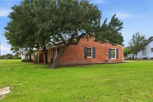 700 Park St, Gatesville, TX 76528 - Photo 36