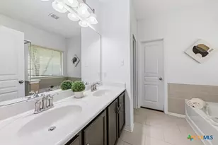 105 Juniper Ct, San Marcos, TX 78666 - Photo 18