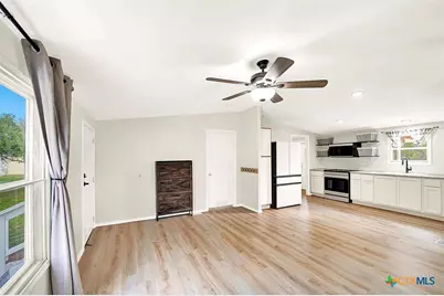105 Pioneer Home, Seguin, TX 78155 - Photo 10