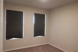 570 Blue Stem Rd, New Braunfels, TX 78130 - Photo 10