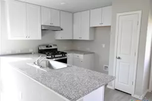 570 Blue Stem Rd, New Braunfels, TX 78130 - Photo 6