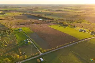 6831 Landfill Rd, Belton, TX 76513 - Photo 1