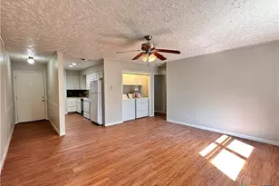 906 N LBJ Dr, San Marcos, TX 78666 - Photo 4