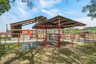 1077 Burdette Wells Rd, Lockhart, TX 78644 - Photo 6