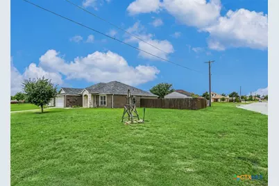 2415 Washington Drive, Belton, TX 76513 - Photo 2