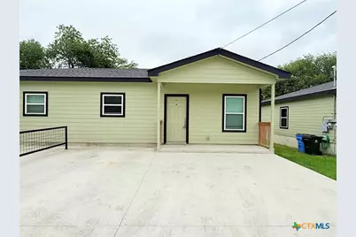 611 E Martindale Street #B, Seguin, TX 78155 - Photo 10