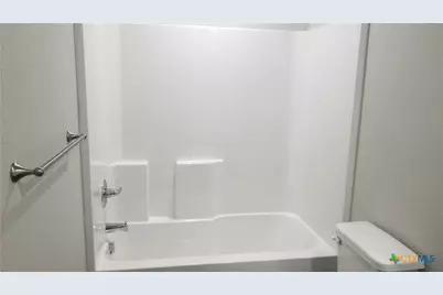 200 Lowes Boulevard #B, Killeen, TX 76542 - Photo 32