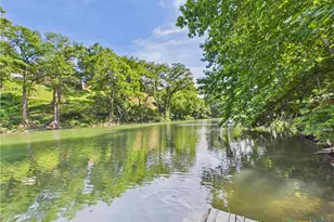 1238 Sleepy Hollow Ln, New Braunfels, TX 78130 - Photo 10