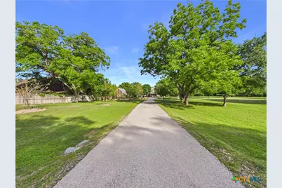 1238 Sleepy Hollow Lane, New Braunfels, TX 78130 - Photo 46