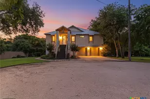 1238 Sleepy Hollow Ln, New Braunfels, TX 78130 - Photo 4