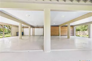 1238 Sleepy Hollow Ln, New Braunfels, TX 78130 - Photo 24