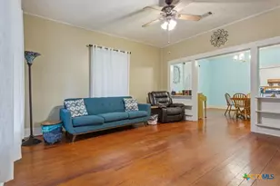 102 S Hogan St, Holland, TX 76534 - Photo 4