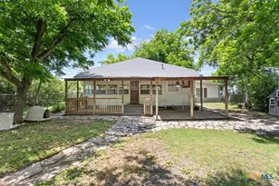102 S Hogan St, Holland, TX 76534 - Photo 26