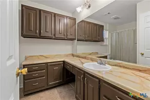 2016 Nevada St, San Marcos, TX 78666 - Photo 16