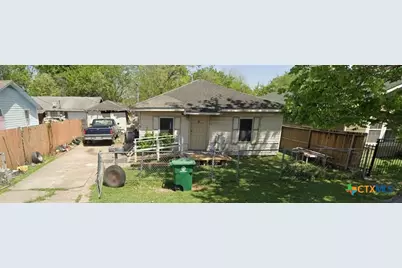 7217 Cowart St, Houston, TX 77020 - Photo 1