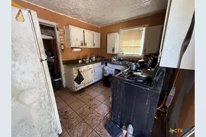 7217 Cowart St, Houston, TX 77020 - Photo 8