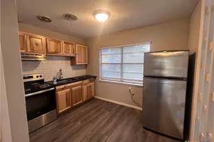 401 Lange Rd, Wimberley, TX 78676 - Photo 2
