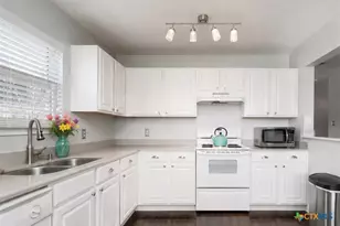 8219 Skyview, Temple, TX 76502 - Photo 6