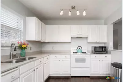8219 Skyview, Temple, TX 76502 - Photo 6