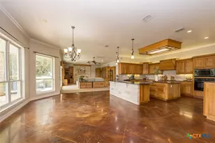 11047 Highview Dr, Belton, TX 76513 - Photo 12