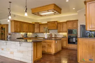 11047 Highview Dr, Belton, TX 76513 - Photo 8