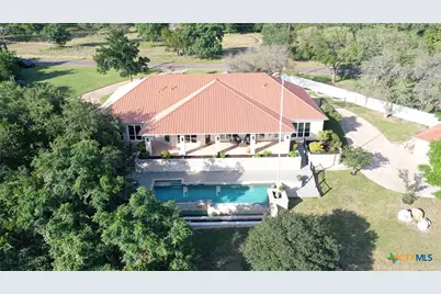 11047 Highview Drive, Belton, TX 76513 - Photo 2