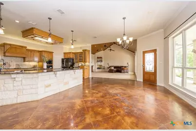 11047 Highview Drive, Belton, TX 76513 - Photo 14