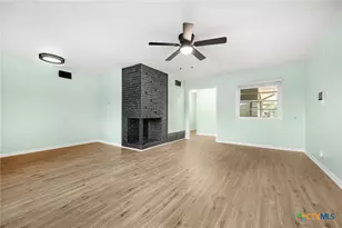 2215 N 9th St, Temple, TX 76501 - Photo 14