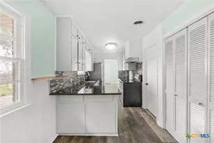 2215 N 9th St, Temple, TX 76501 - Photo 10