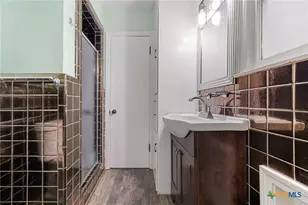 2215 N 9th St, Temple, TX 76501 - Photo 26